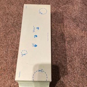 Off white shoe box (NO SHOES ONLY THE BOX)
